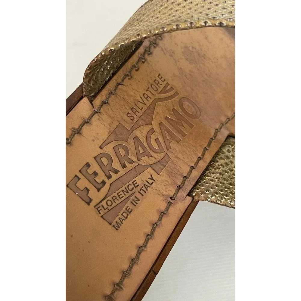 Salvatore Ferragamo Brown Tan Bronze Metallic Thong Sandals Slip On Women's 7 US